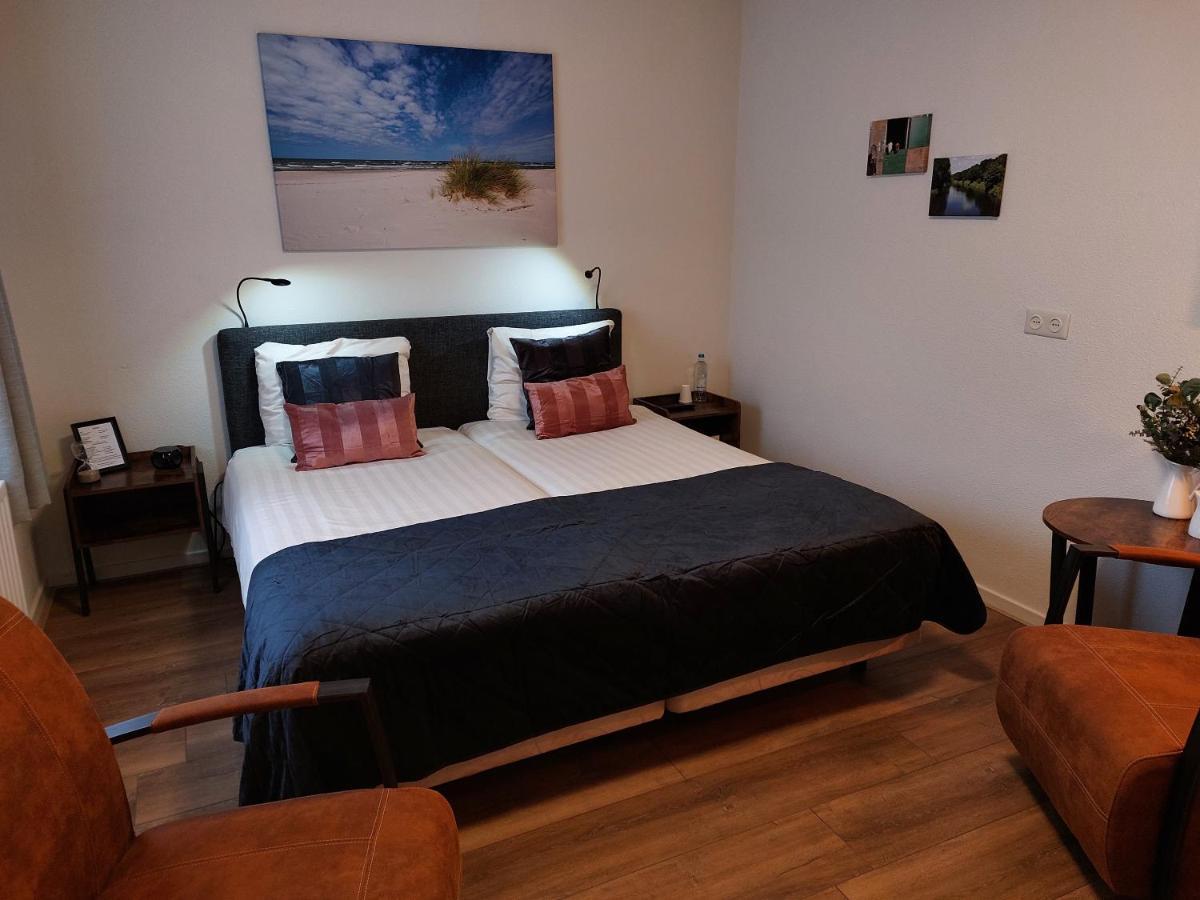 Hotel De Zwaan Schoondijke Ngoại thất bức ảnh